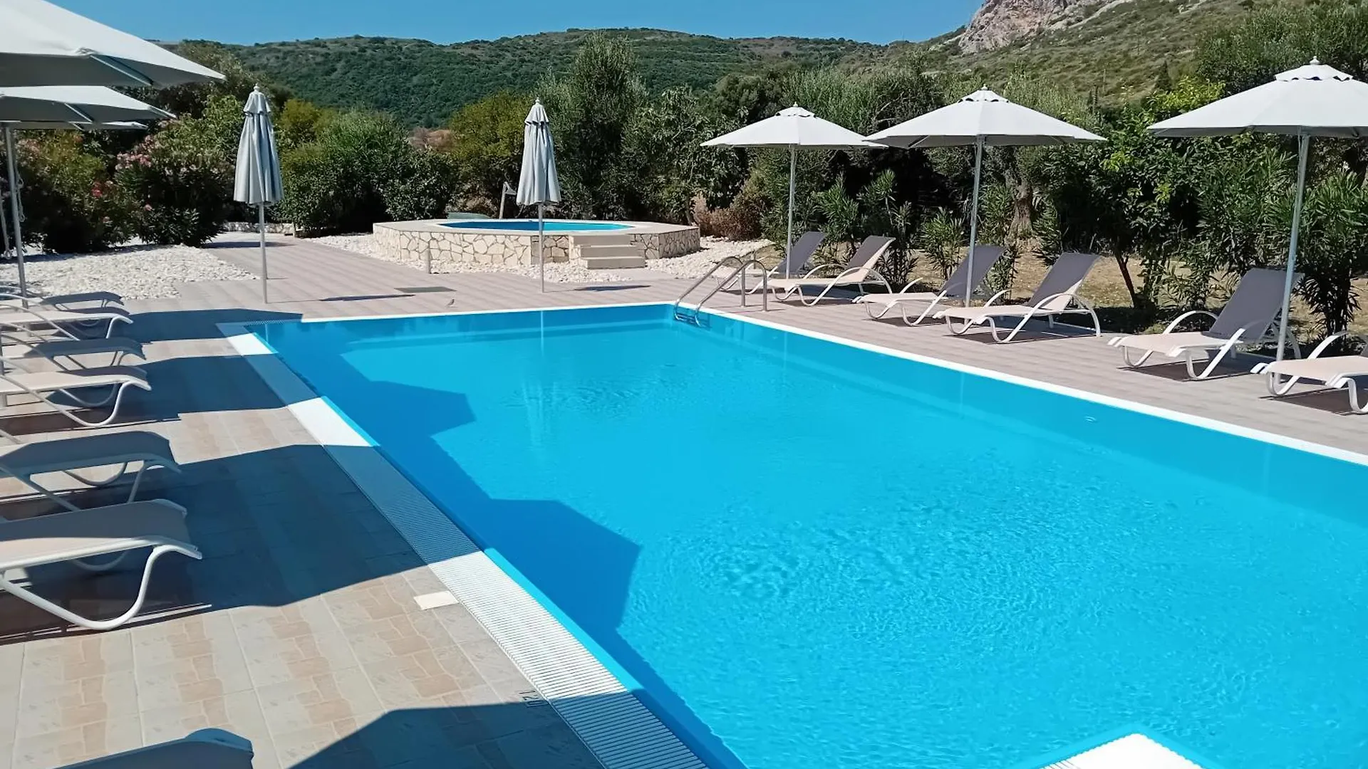 Apart-hotel Peristera Apartments Katelios