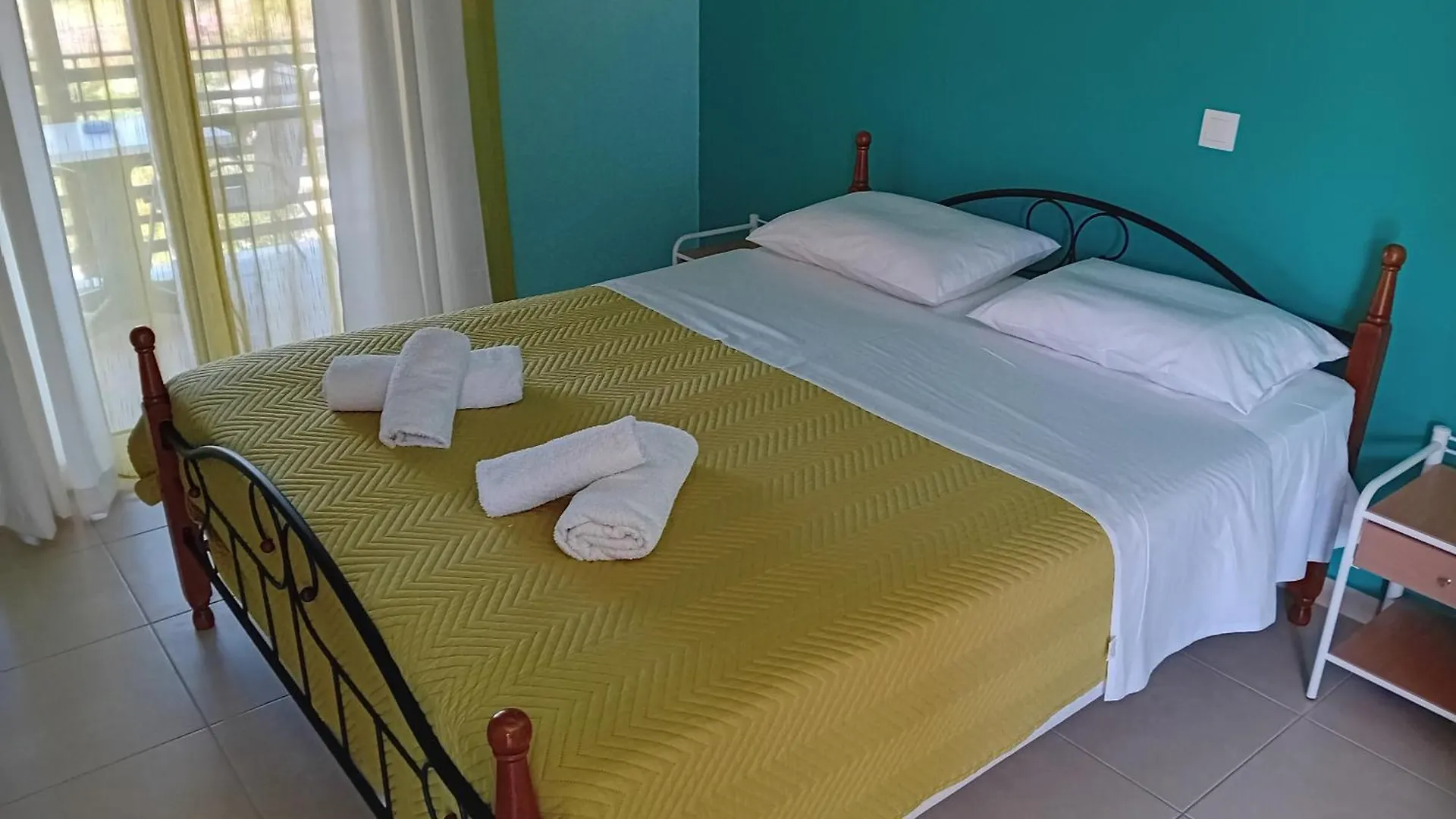 Apart-hotel Peristera Apartments Katelios