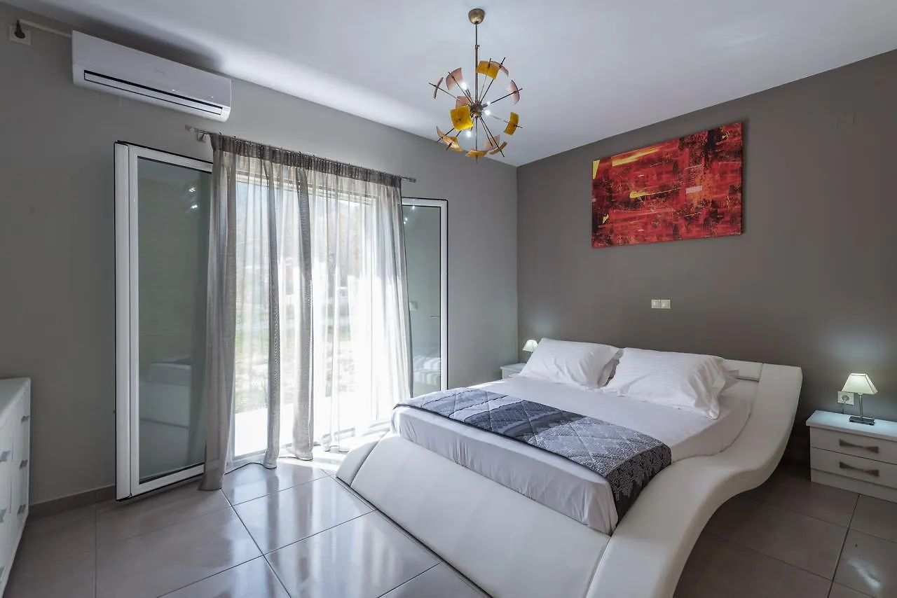 Peristera Apartments Katelios